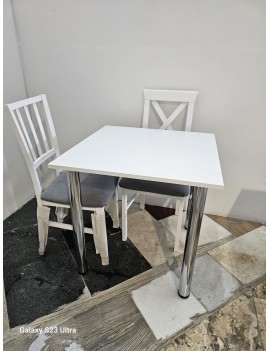 Mikla table FROM DISPLAY, ASSEMBLED, Collection Only Or Local Delivery