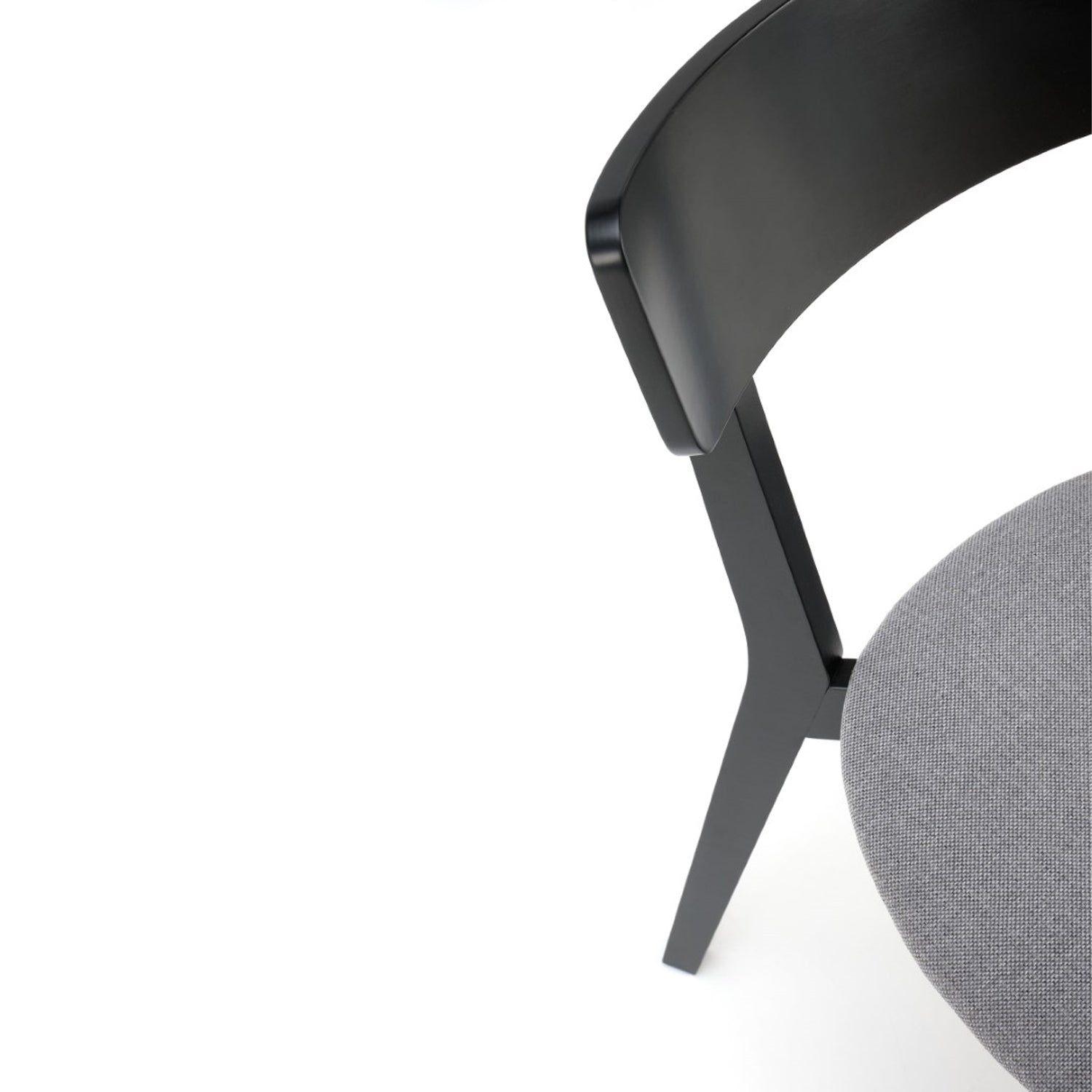 Tor Wooden Chair Retro Scandinavian Style - Black