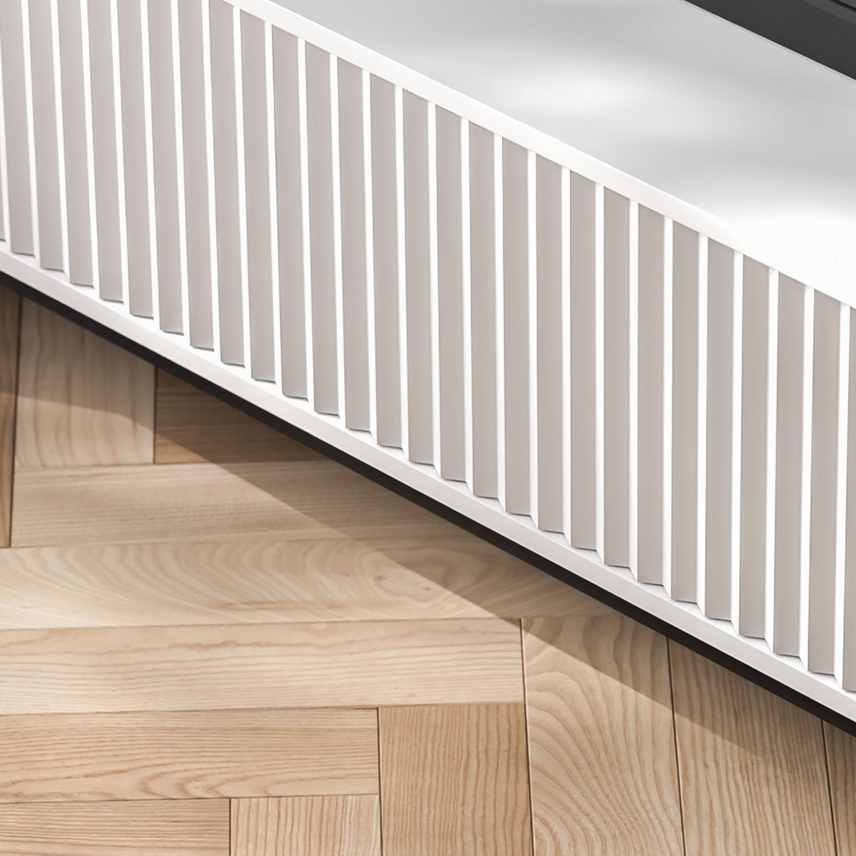 Aurora Rounded Corner Fluted TV Unit 140cm Glamour Style with Frame Legs - White / Black