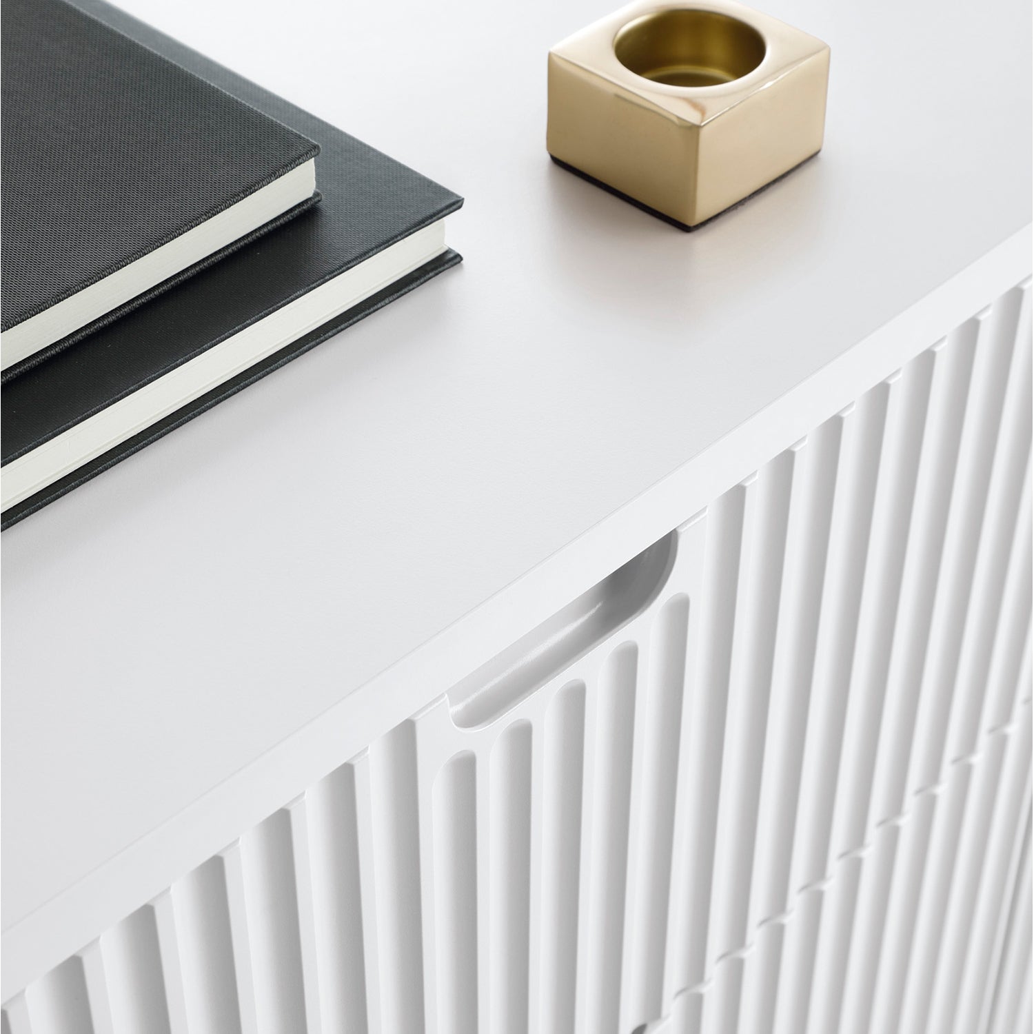 Signe Ribbed Elegant TV Unit - White / Black Legs