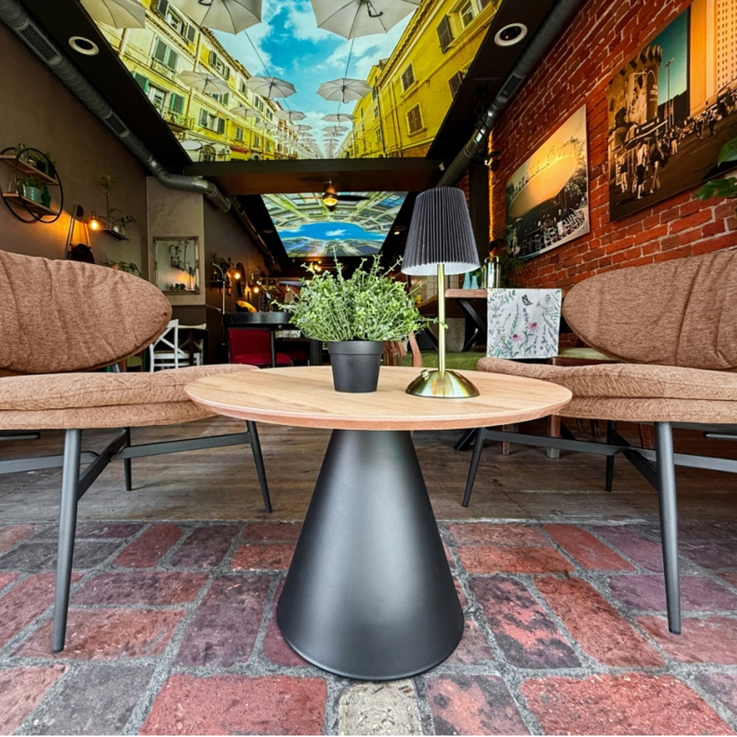 Bosco Coffee Table Round Modern Steel Base & Wood Veneer - Natural Oak / Black