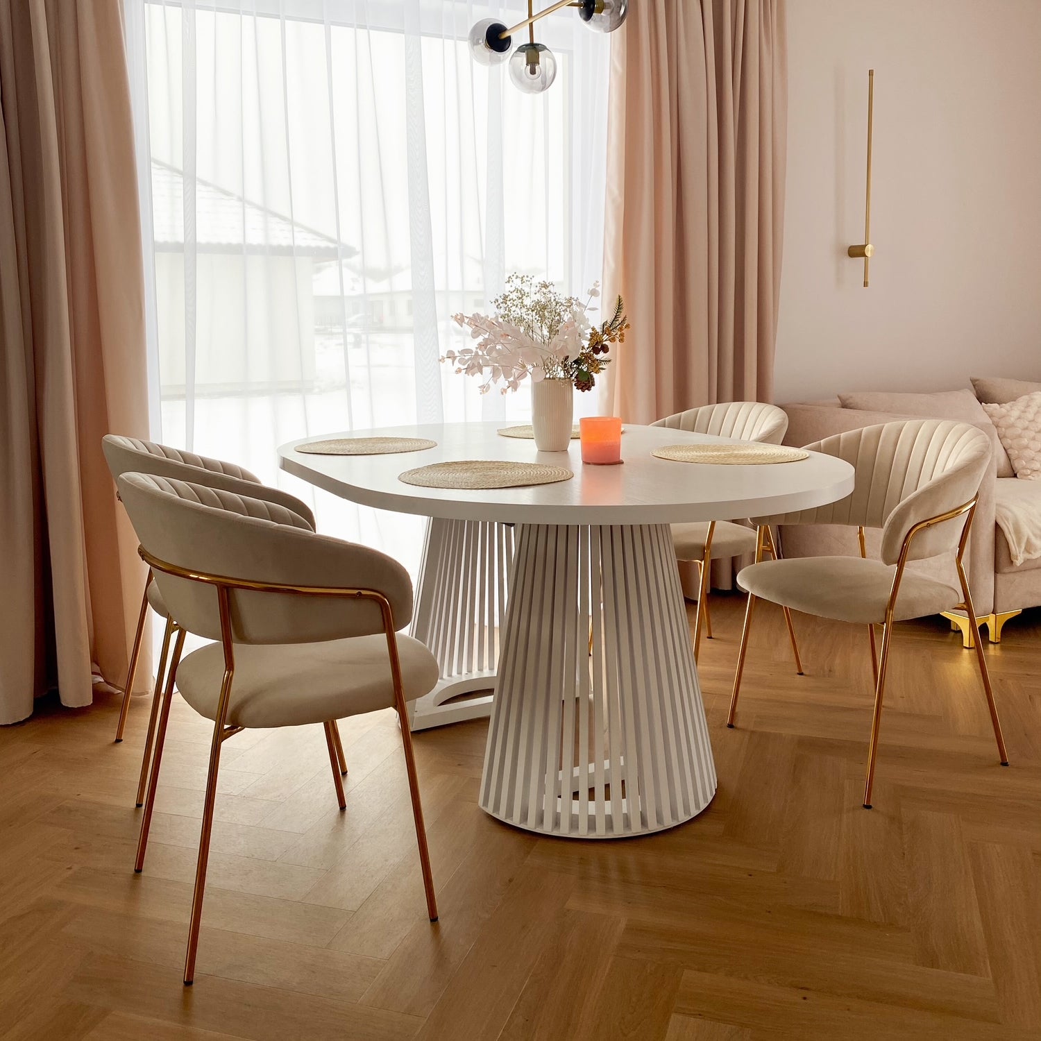 Ruston Round Extendable Table with Slats - White